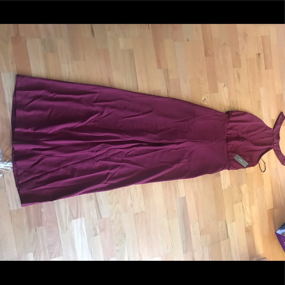 Lulu’s maroon jumpsuit